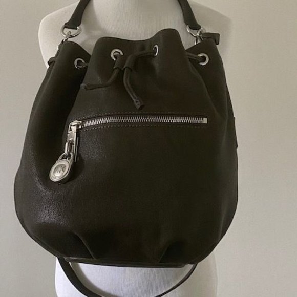 Michael Kors Knox Drawstring Loden Leather Bucket Bag w silver hardware EUC - Picture 7 of 16